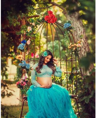 Cage-shaped chair for maternity photography props ArteBrasil