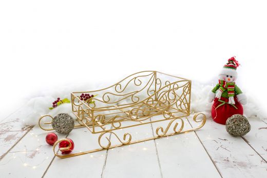Sled with arabesque for newborn and children photography props ArteBrasil